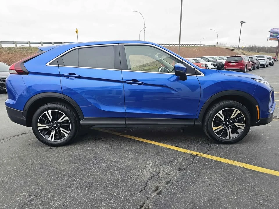 2025 Mitsubishi Eclipse Cross - Image 4 of 20