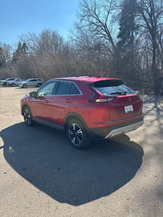 2025 Mitsubishi Eclipse Cross - Image 7 of 19