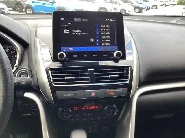 2025 Mitsubishi Eclipse Cross - Image 13 of 20