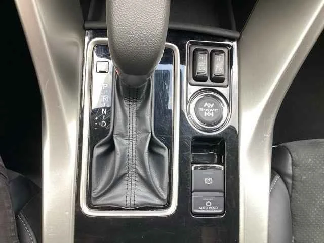 2025 Mitsubishi Eclipse Cross - Image 17 of 20