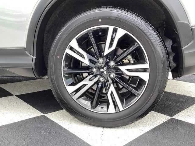2025 Mitsubishi Eclipse Cross - Image 11 of 20