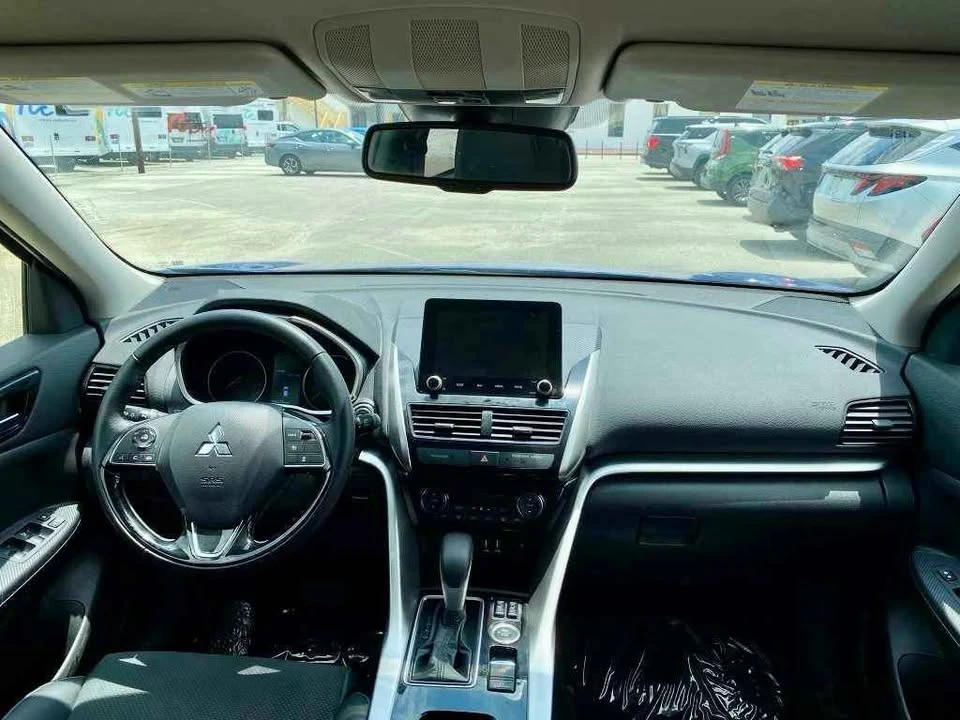2025 Mitsubishi Eclipse Cross - Image 9 of 13