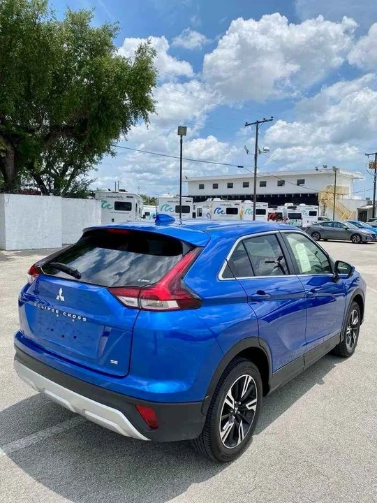 2025 Mitsubishi Eclipse Cross - Image 4 of 13