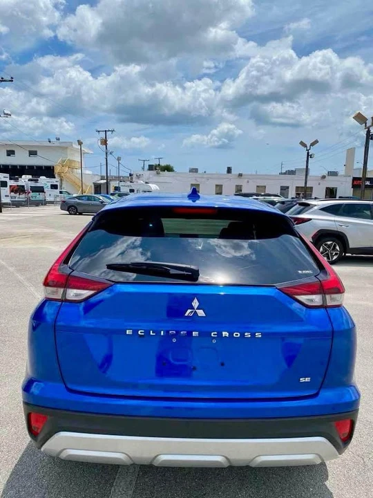 2025 Mitsubishi Eclipse Cross - Image 5 of 12