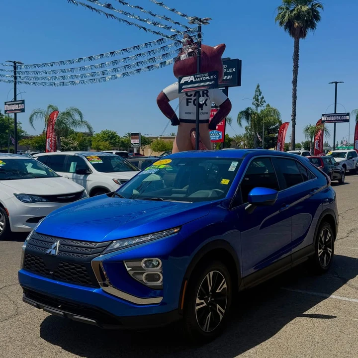2025 Mitsubishi Eclipse Cross - Image 2 of 7