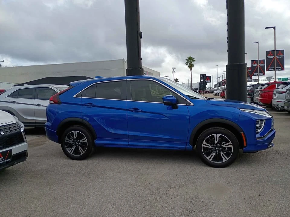 2025 Mitsubishi Eclipse Cross - Image 3 of 20