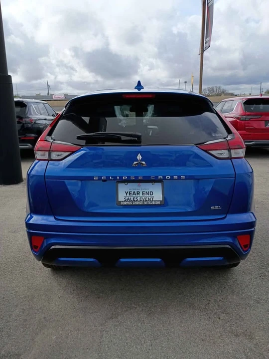 2025 Mitsubishi Eclipse Cross - Image 2 of 20