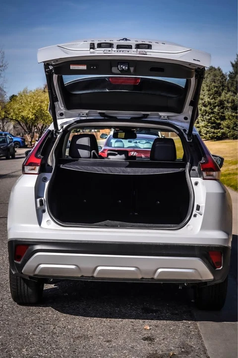 2025 Mitsubishi Eclipse Cross - Image 5 of 13
