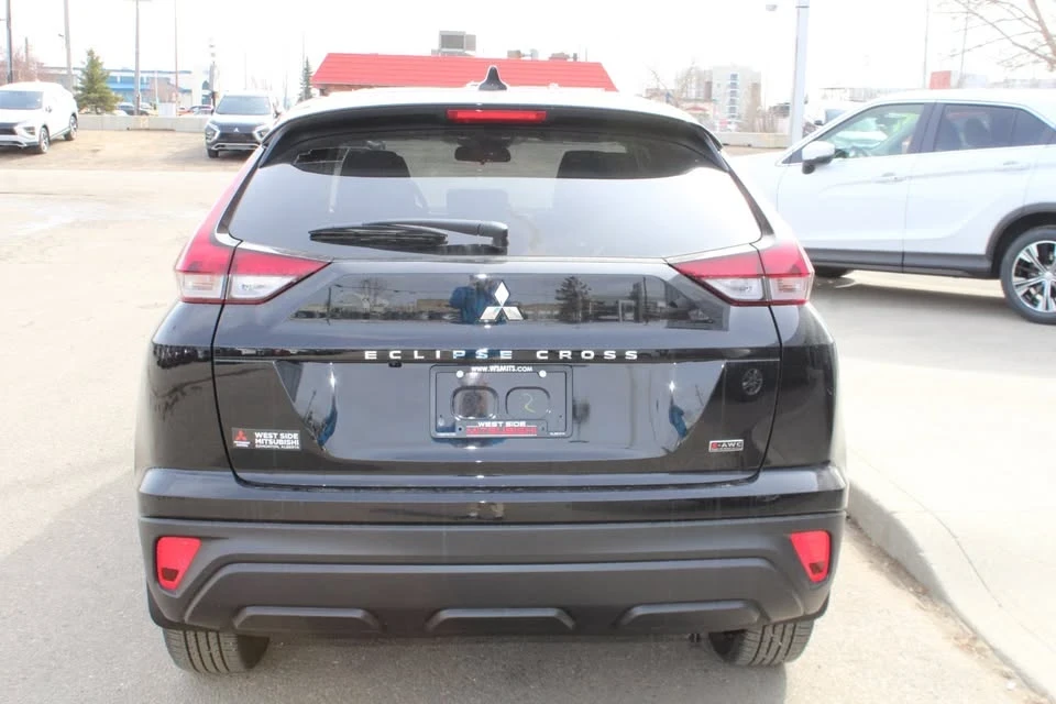 2025 Mitsubishi Eclipse Cross - Image 4 of 20