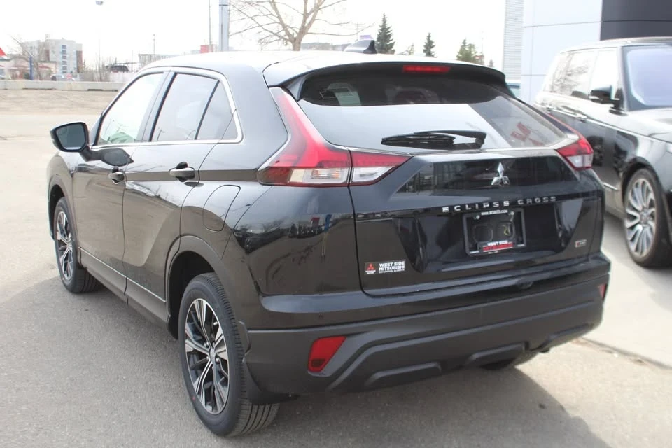 2025 Mitsubishi Eclipse Cross - Image 3 of 20