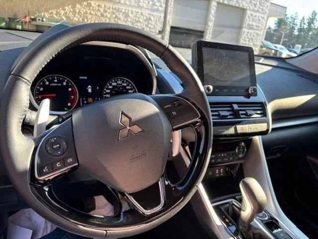 2025 Mitsubishi Eclipse Cross - Image 11 of 18