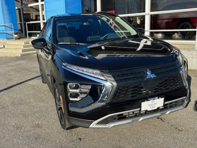 2025 Mitsubishi Eclipse Cross - Image 3 of 18