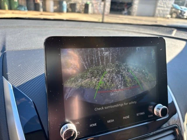 2025 Mitsubishi Eclipse Cross - Image 12 of 18