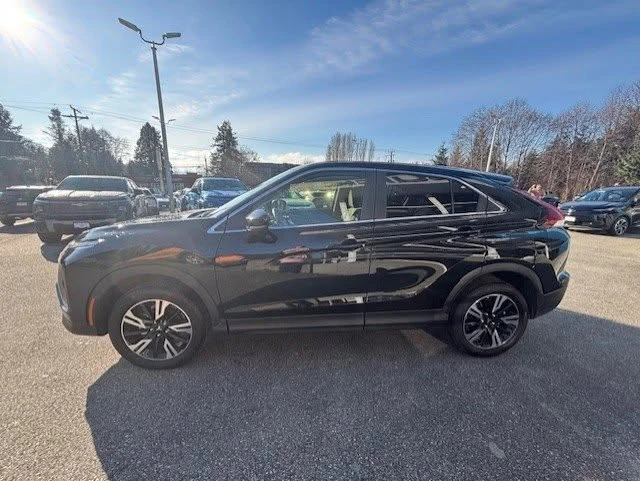 2025 Mitsubishi Eclipse Cross - Image 8 of 18