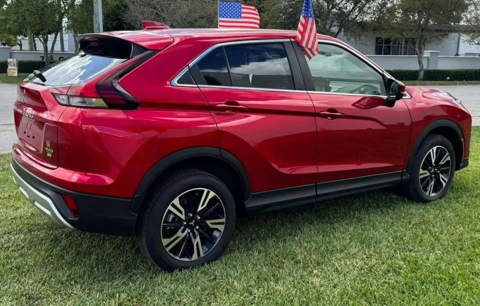 2025 Mitsubishi Eclipse Cross - Image 5 of 14