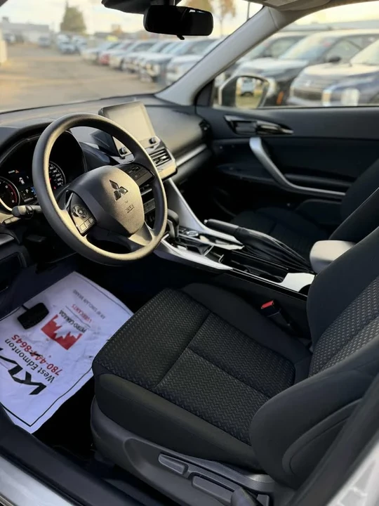 2025 Mitsubishi Eclipse Cross - Image 8 of 13