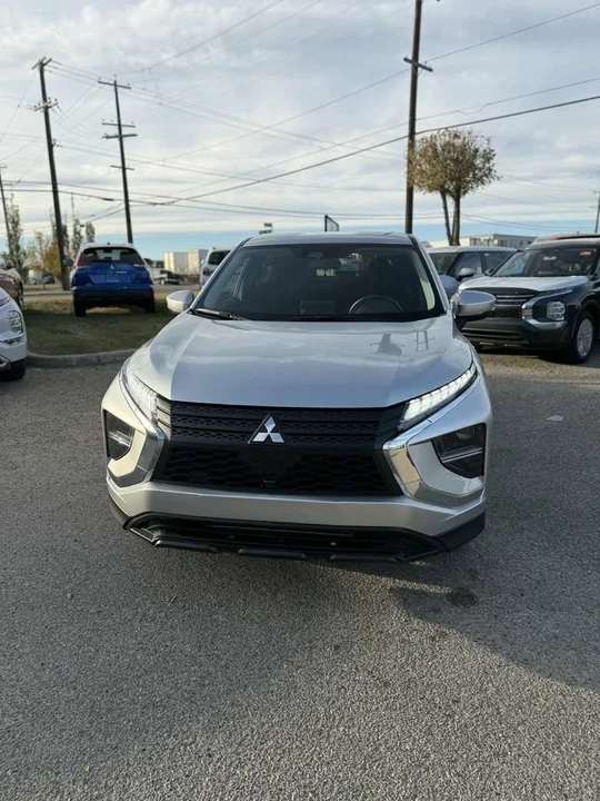 2025 Mitsubishi Eclipse Cross - Image 2 of 13