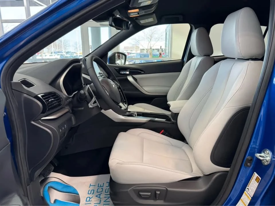 2025 Mitsubishi Eclipse Cross - Image 8 of 18