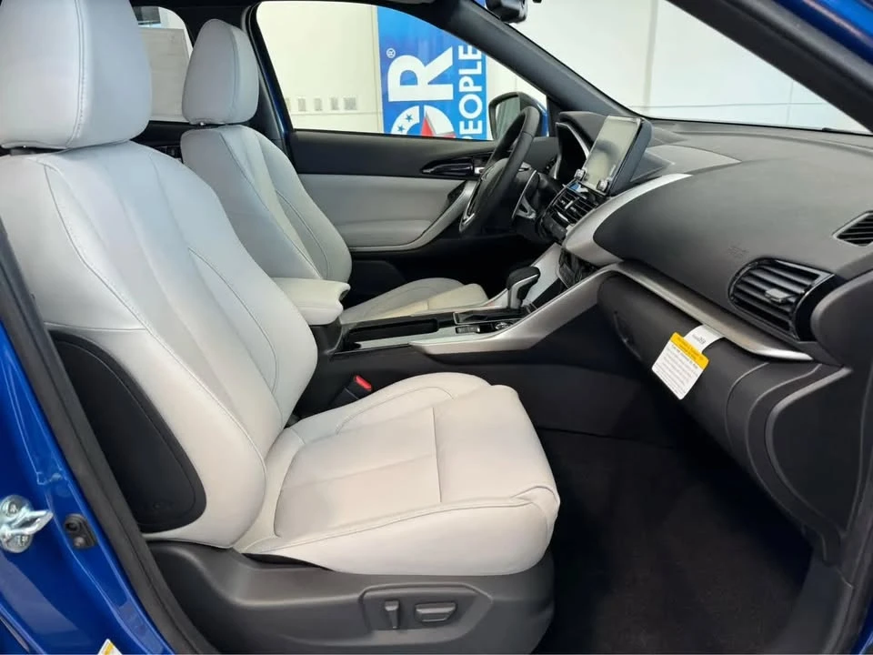 2025 Mitsubishi Eclipse Cross - Image 9 of 18