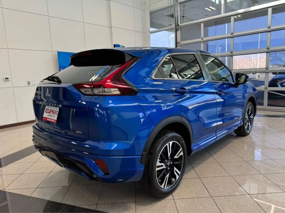 2025 Mitsubishi Eclipse Cross - Image 4 of 18