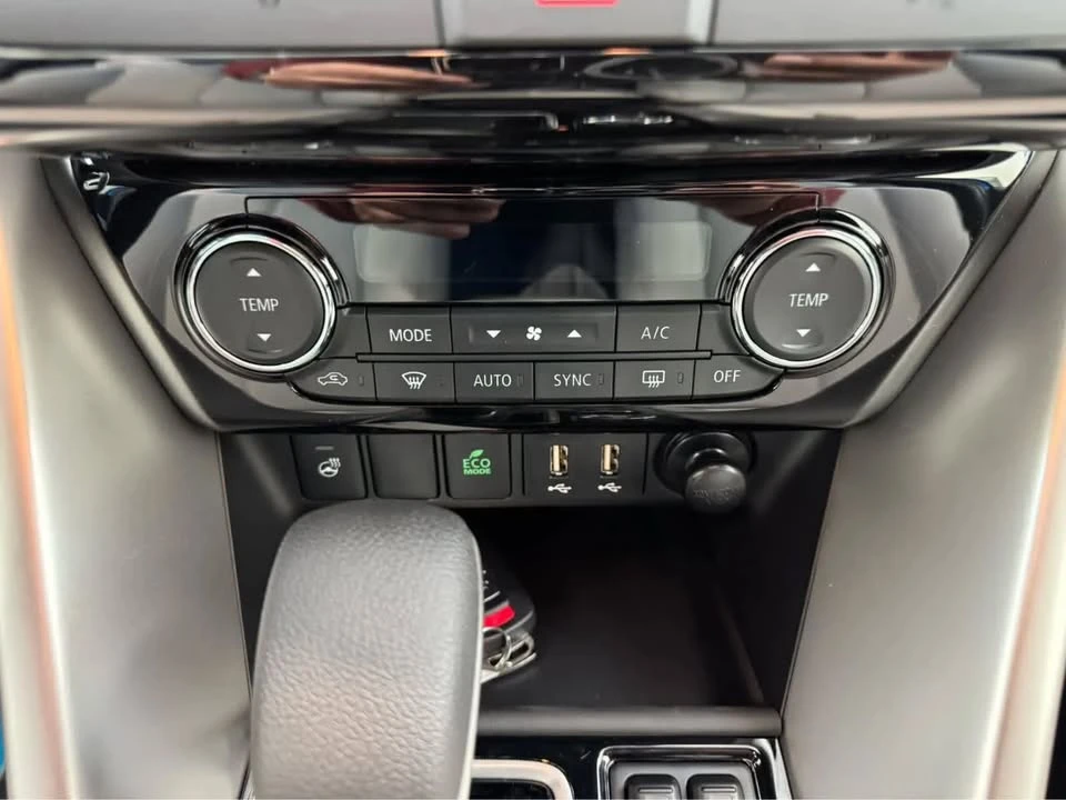 2025 Mitsubishi Eclipse Cross - Image 15 of 18