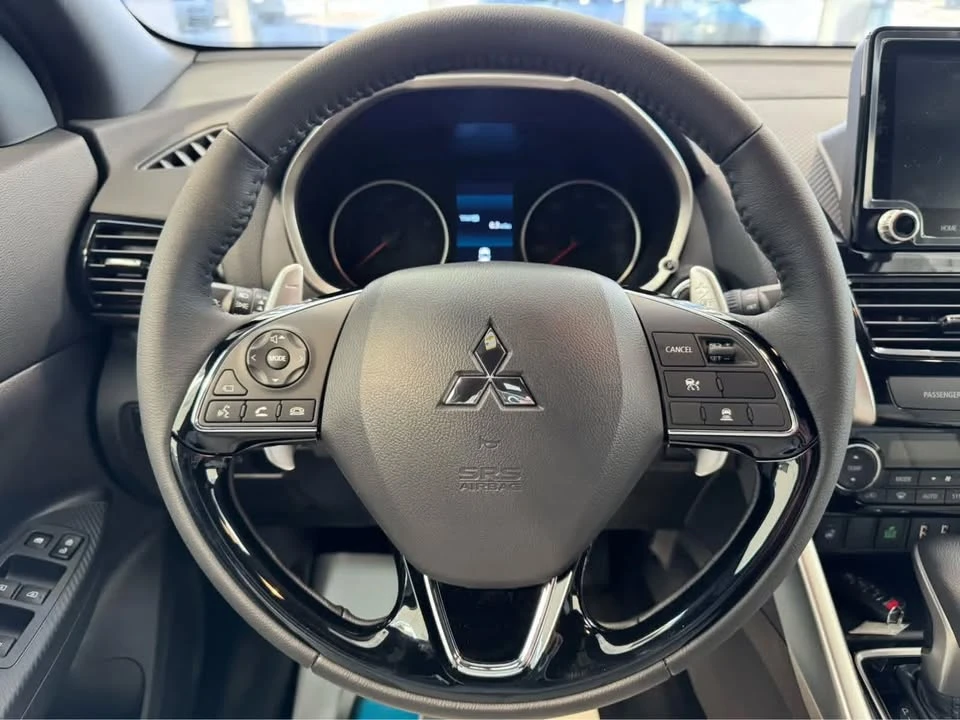 2025 Mitsubishi Eclipse Cross - Image 14 of 18