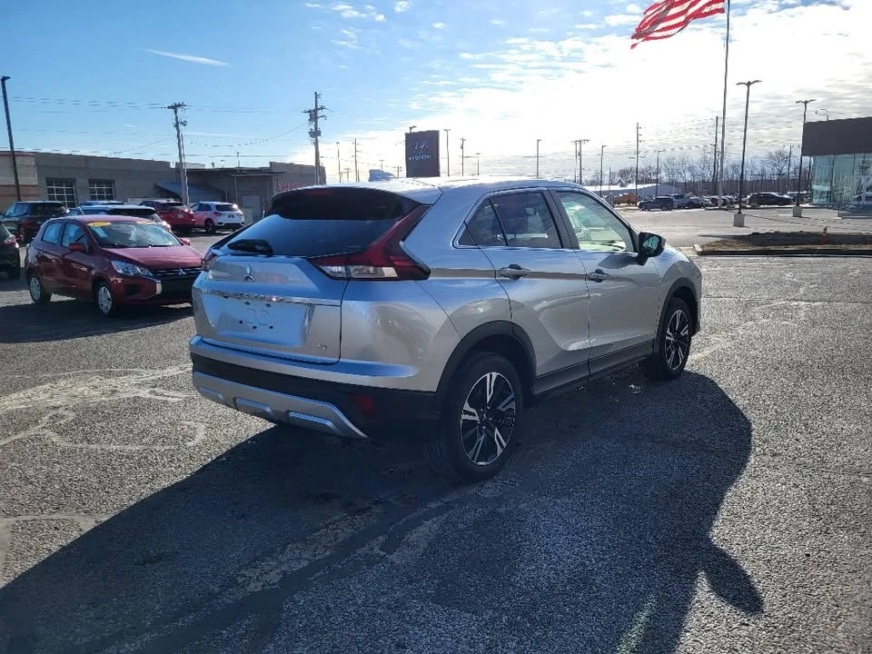2025 Mitsubishi Eclipse Cross - Image 11 of 14