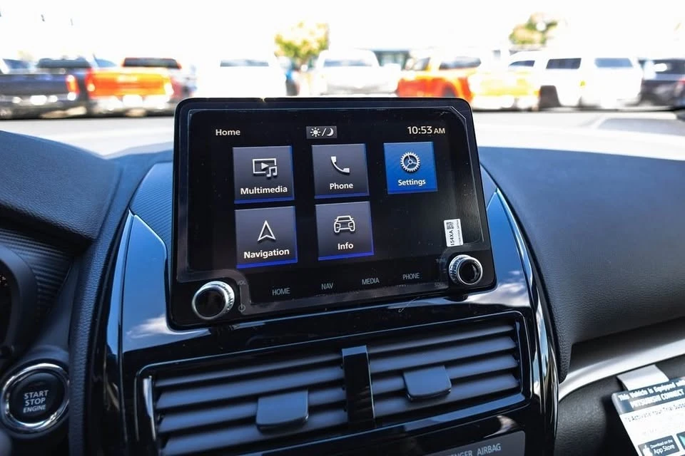 2025 Mitsubishi Eclipse Cross - Image 13 of 20