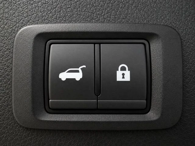 2025 Mitsubishi Eclipse Cross - Image 12 of 20