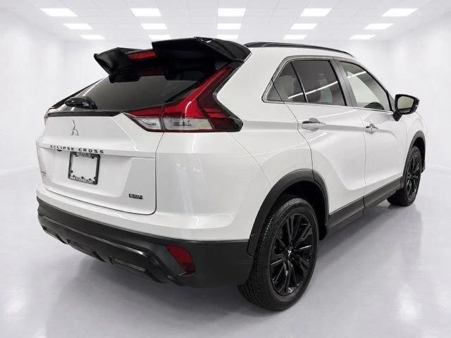 2025 Mitsubishi Eclipse Cross - Image 8 of 20