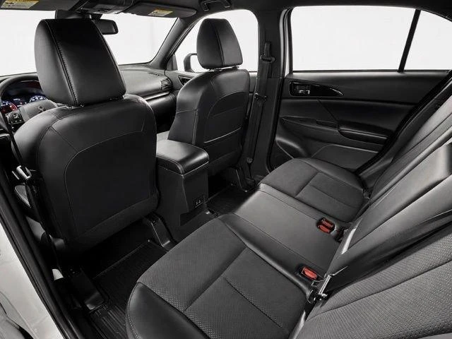 2025 Mitsubishi Eclipse Cross - Image 19 of 20