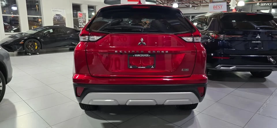 2025 Mitsubishi Eclipse Cross - Image 4 of 5