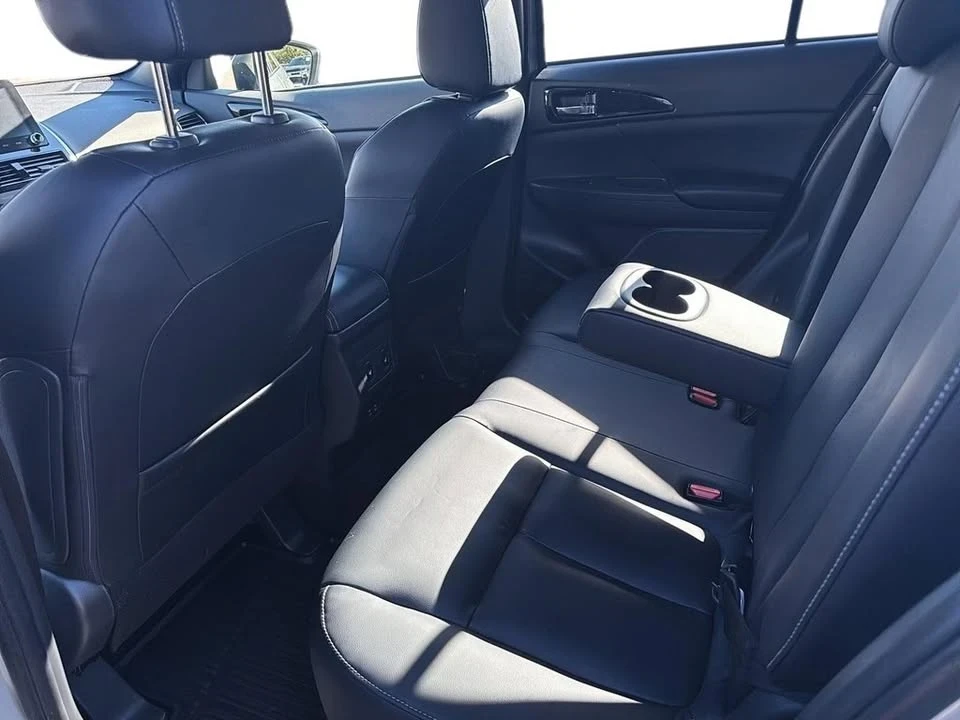 2025 Mitsubishi Eclipse Cross - Image 7 of 15