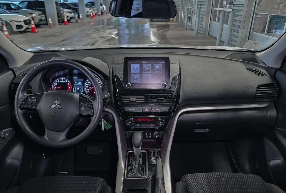 2025 Mitsubishi Eclipse Cross - Image 10 of 19