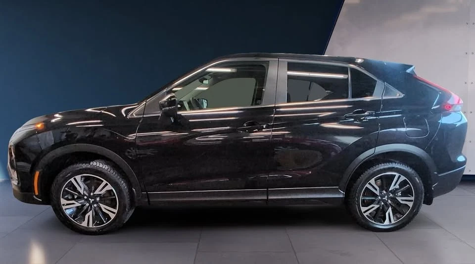 2025 Mitsubishi Eclipse Cross - Image 3 of 10