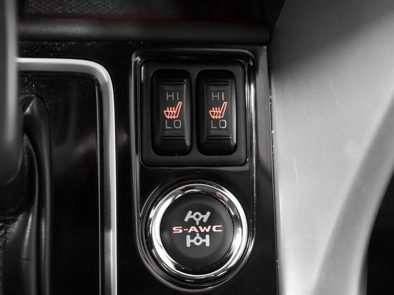 2025 Mitsubishi Eclipse Cross - Image 12 of 20