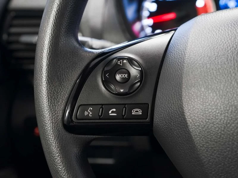 2025 Mitsubishi Eclipse Cross - Image 18 of 20