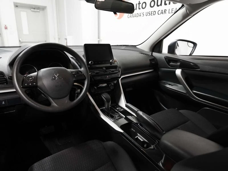2025 Mitsubishi Eclipse Cross - Image 11 of 20