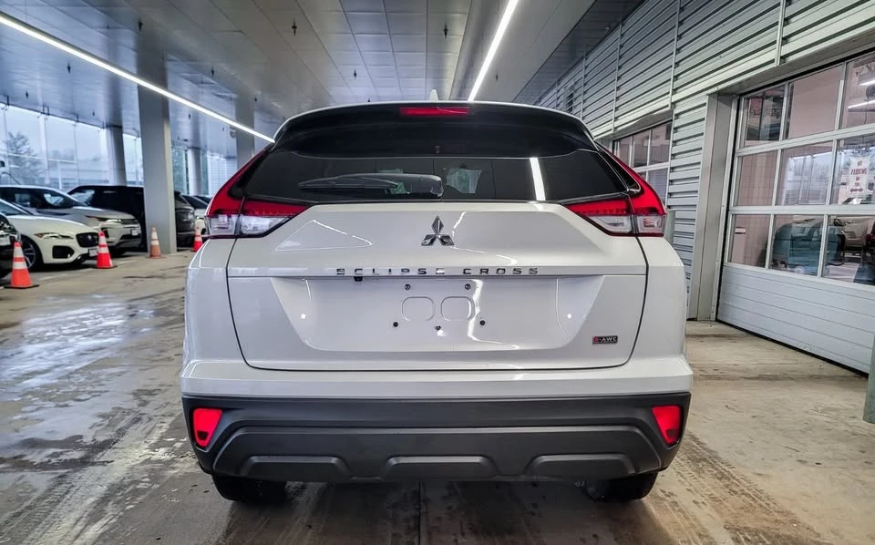 2025 Mitsubishi Eclipse Cross - Image 5 of 20