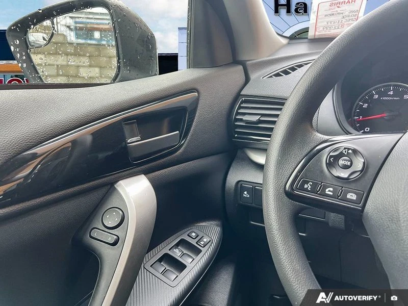 2025 Mitsubishi Eclipse Cross - Image 12 of 20