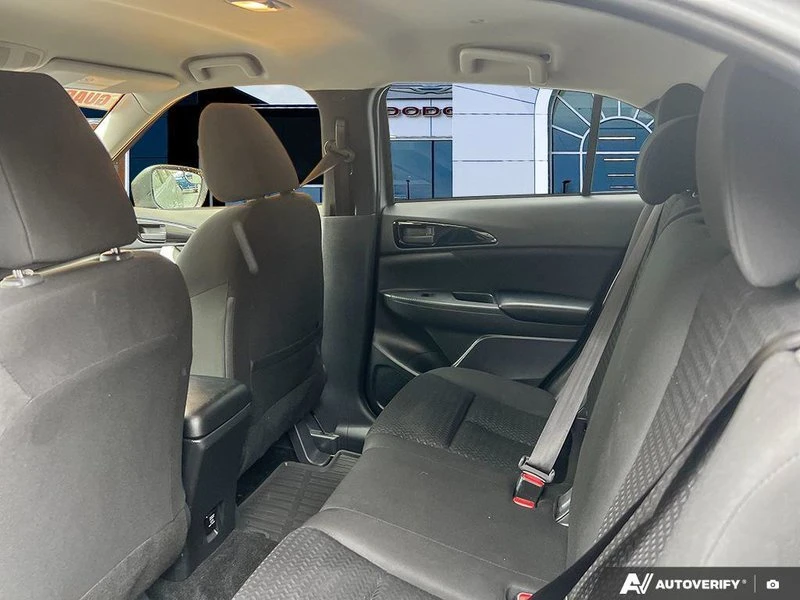 2025 Mitsubishi Eclipse Cross - Image 18 of 20
