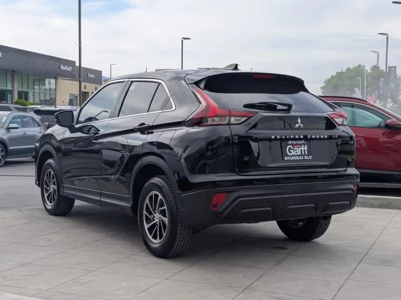 2025 Mitsubishi Eclipse Cross - Image 6 of 15