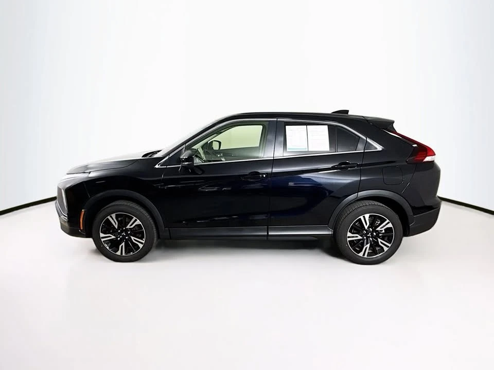 2025 Mitsubishi Eclipse Cross - Image 3 of 19