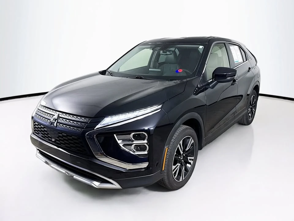 2025 Mitsubishi Eclipse Cross - Image 2 of 19