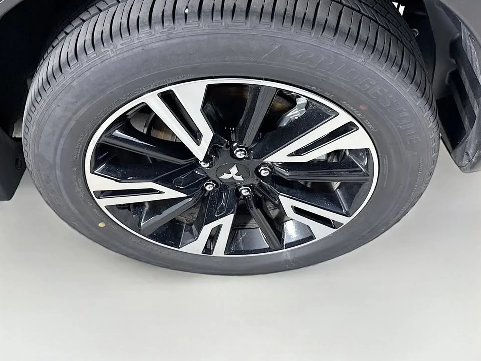2025 Mitsubishi Eclipse Cross - Image 19 of 19