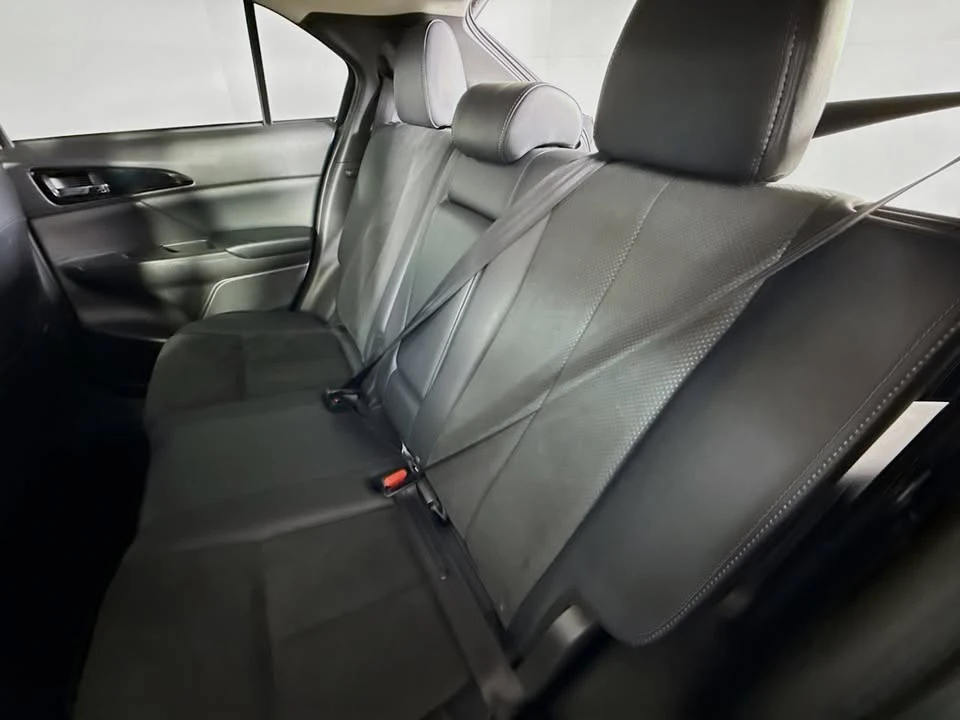 2025 Mitsubishi Eclipse Cross - Image 11 of 19