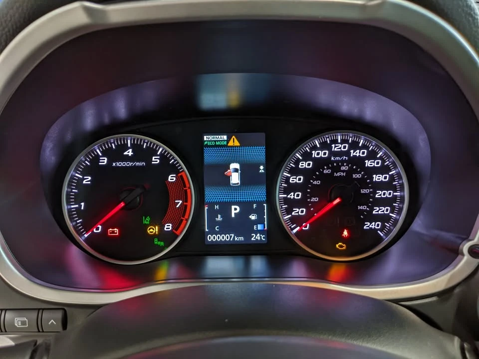2025 Mitsubishi Eclipse Cross - Image 18 of 20