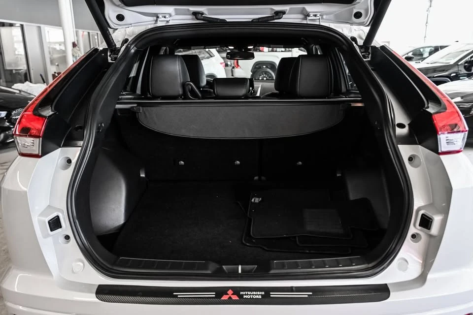 2025 Mitsubishi Eclipse Cross - Image 16 of 20