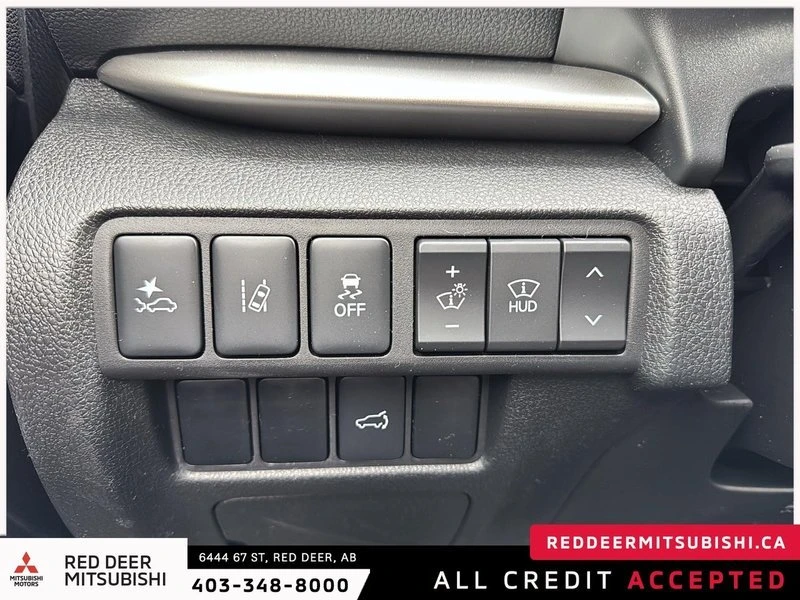 2025 Mitsubishi Eclipse Cross - Image 16 of 19