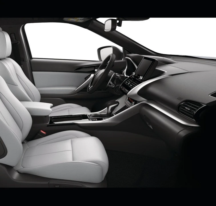 2025 Mitsubishi Eclipse Cross - Image 8 of 10